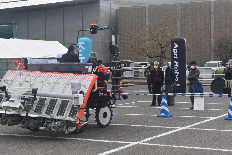 中四国クボタ「KUBOTA AGRI CONNECT」 農業、次世代に繋ぐ 営農の課題解決策を提案